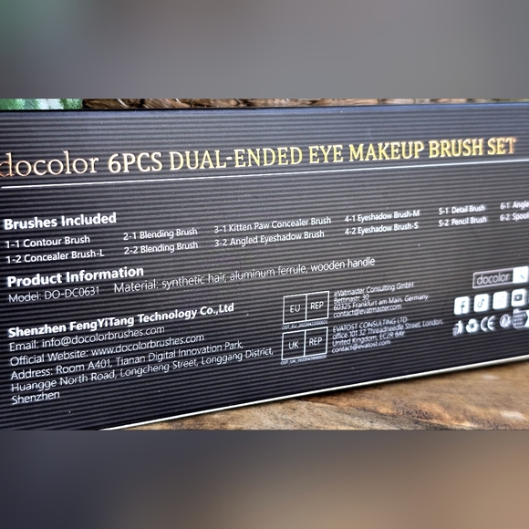 Docolor Essentials Makeup Brush Set NIB - Picture 3 of 7